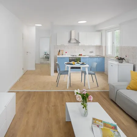 Apartment Nina