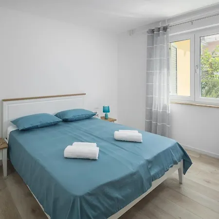 Apartment Nina Porec