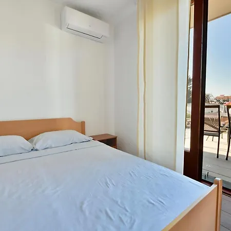 Nina Apartment
