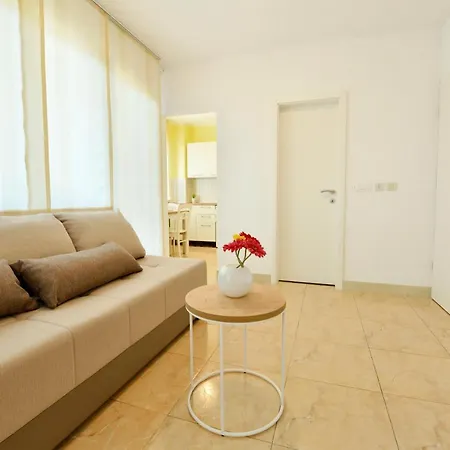 Apartment Nina Porec