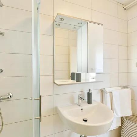 Apartment Nina Porec